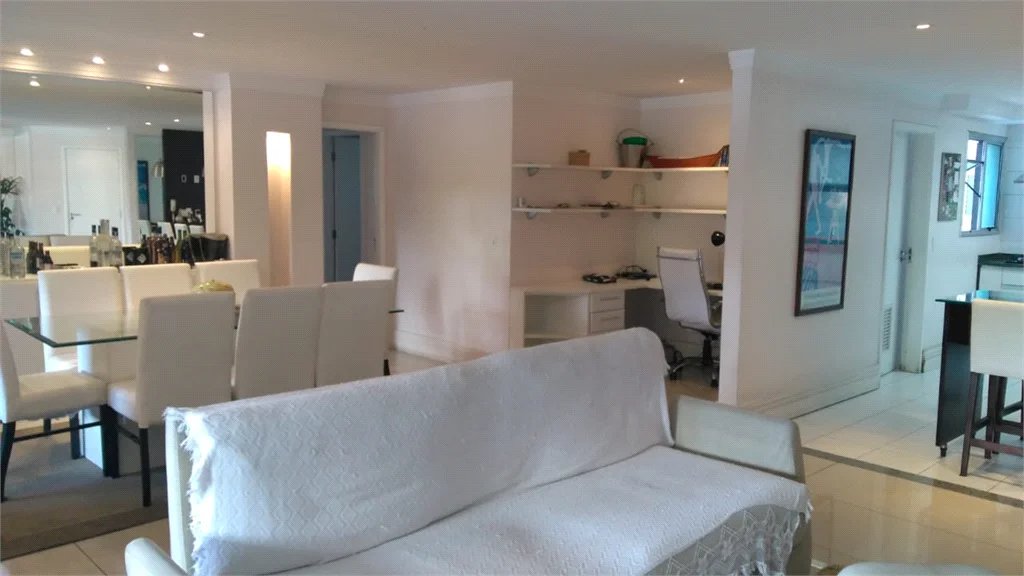 Apartamento à venda com 3 suítes em Jardim Londrina, São Paulo, SP
