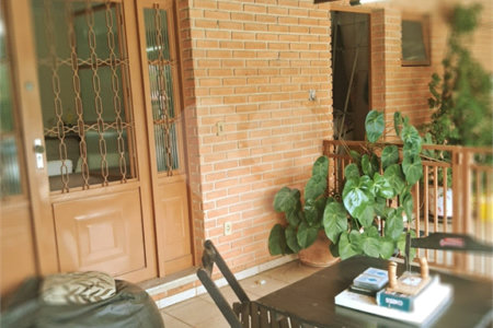 Casa à venda com 3 quartos, sendo 1 suíte, no condomínio Acmti - Colinas do Mosteiro, Terras de Itaici e Recanto dos Pássaros, Indaiatuba - SP