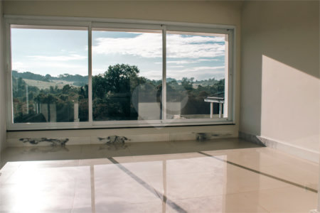 Casa à venda com 4 suítes no condomínio Residencial Saint Charbel, Araçoiaba da Serra - SP