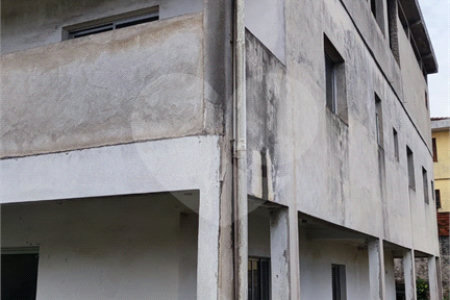 Sobrado à venda com 5 quartos, sendo 3 suítes, em Vila Campestre, São Paulo, SP