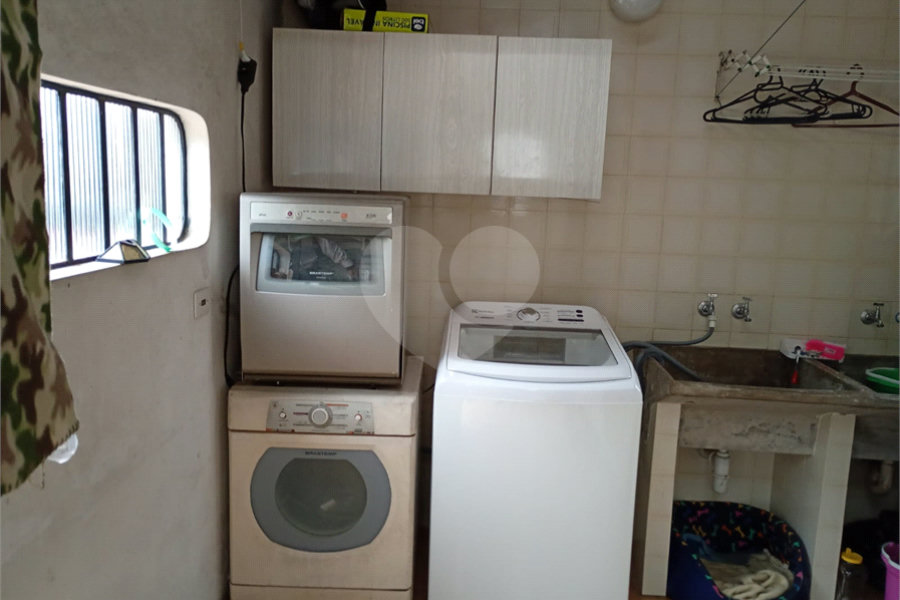 Sobrado à venda ou para alugar com 3 quartos, sendo 1 suíte, em Horto, São Paulo, SP