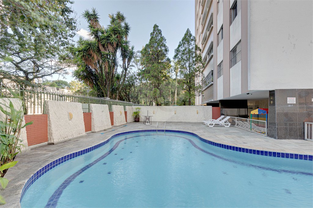 Apartamento à venda com 2 quartos, sendo 1 suíte, em Alto da Boa Vista, São Paulo, SP