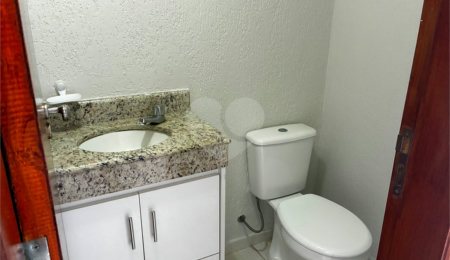 Casa à venda com 2 quartos em Taboão, São Roque, SP