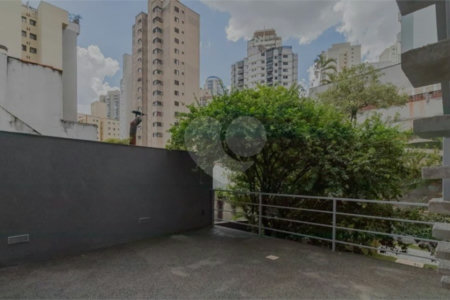 Sobrado à venda com 4 suítes em Vila Santa Catarina, São Paulo, SP