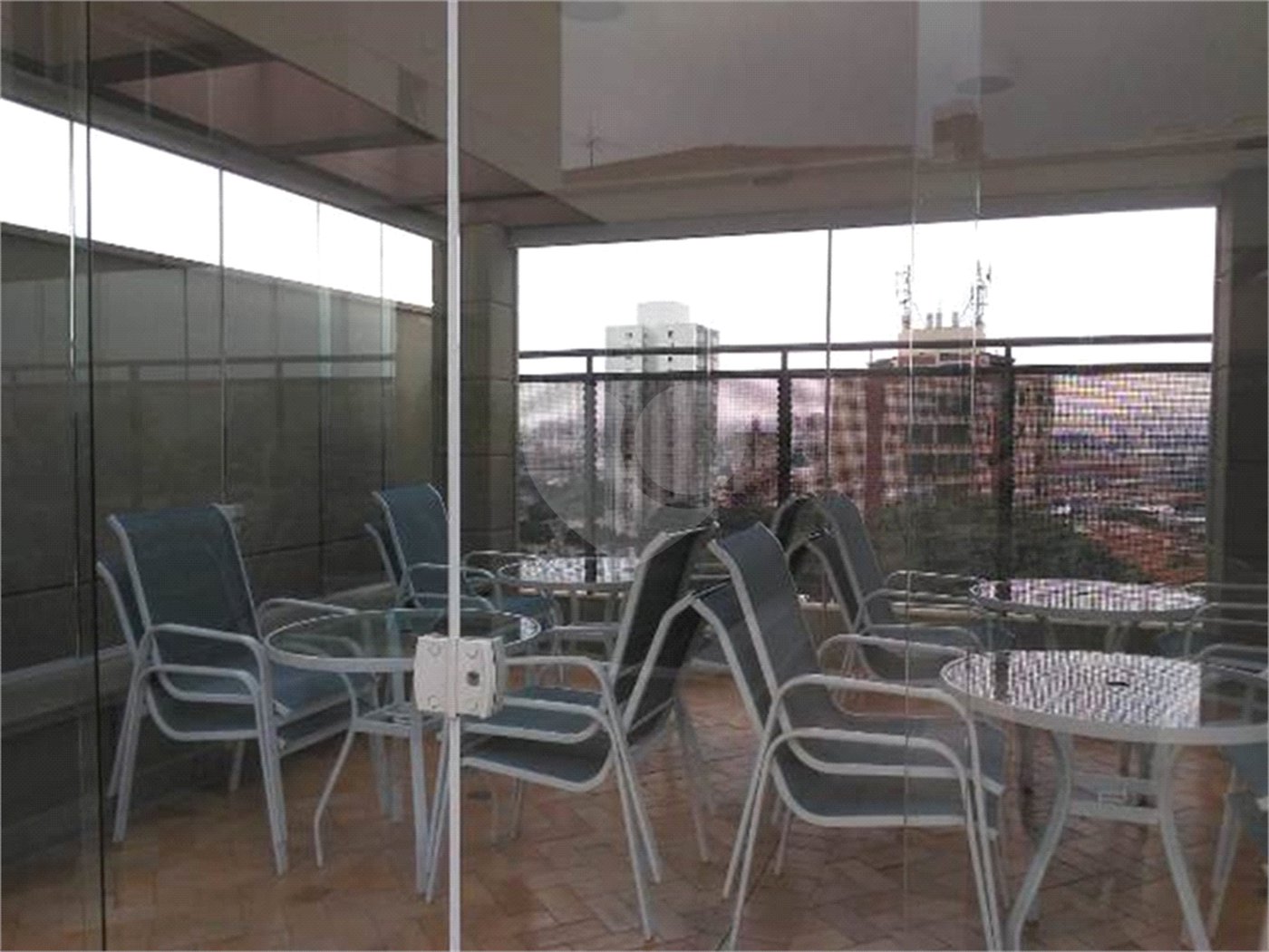 Apartamento à venda com 2 quartos, sendo 1 suíte,  em Vila Paiva, São Paulo, SP