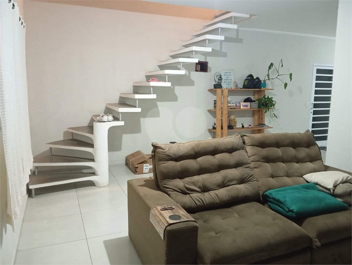 Casa à venda com 3 quartos, sendo 1 suíte, em Jardim dos Ipês, Mairinque, SP
