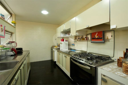 Apartamento à venda com 4 quartos, sendo 1 suíte, em Tijuca, Rio de Janeiro, RJ