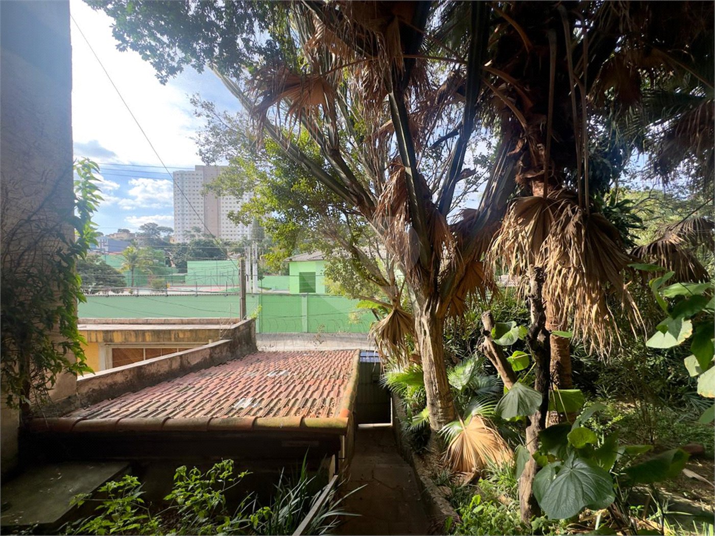 Casa à venda com 3 quartos em Horto, São Paulo, SP