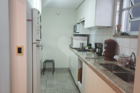Apartamento à venda com 3 quartos, sendo 1 suíte, em Alto da Boa Vista, São Paulo, SP