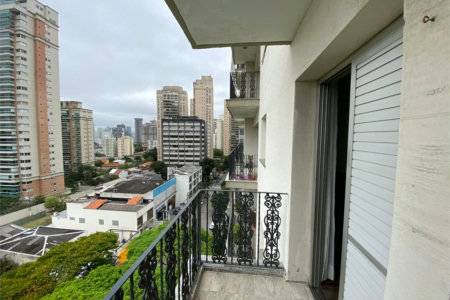 Cobertura à venda com 3 quartos, sendo 1 suíte, em Brooklin Paulista, São Paulo, SP