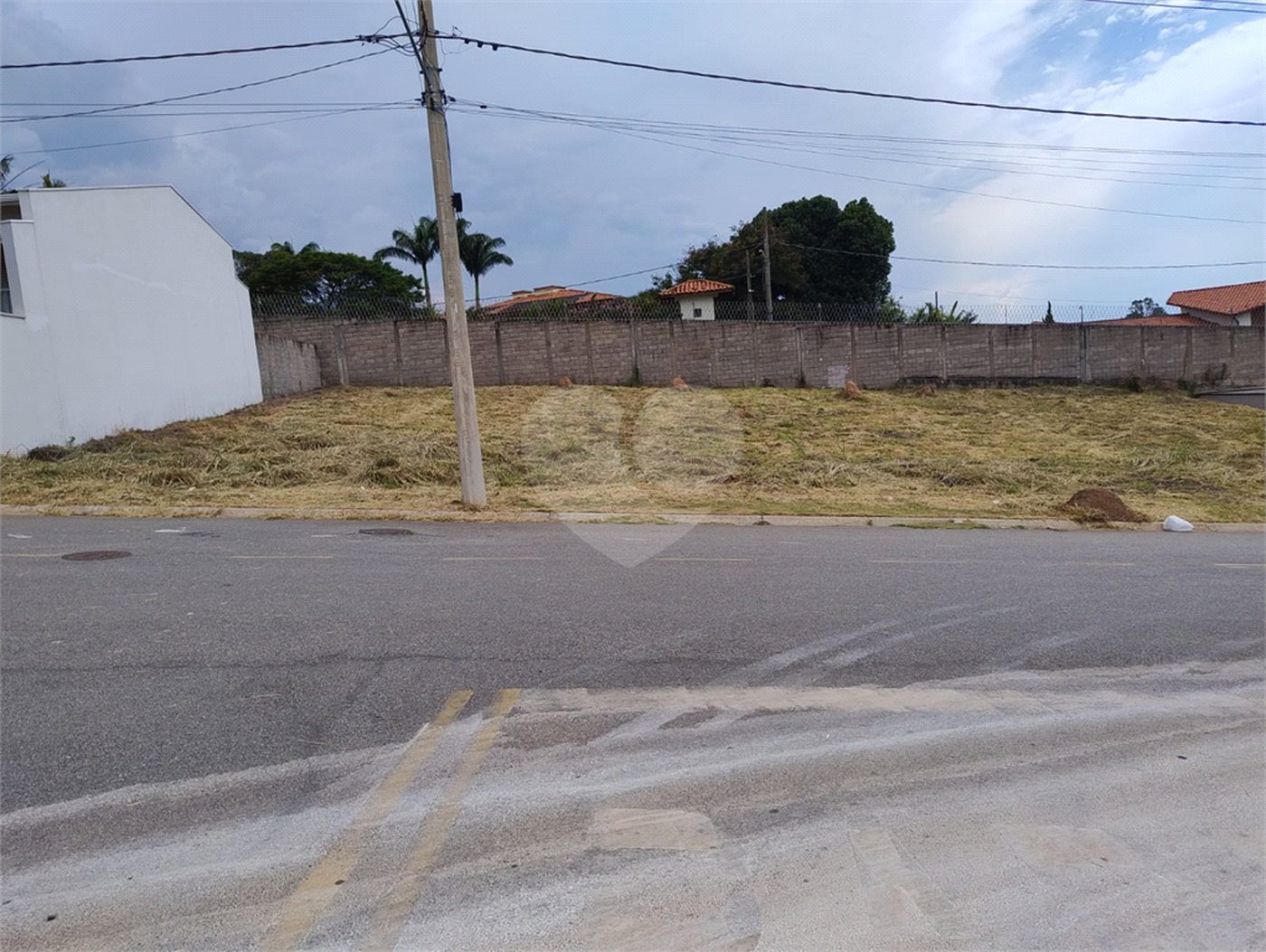 Terreno à venda com 1 suíte em Marambaia, Vinhedo, SP