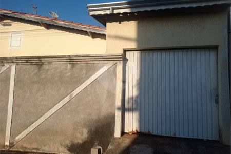 Casa Térrea à venda com 3 quartos em Jardim Santa Bárbara, Sorocaba, SP