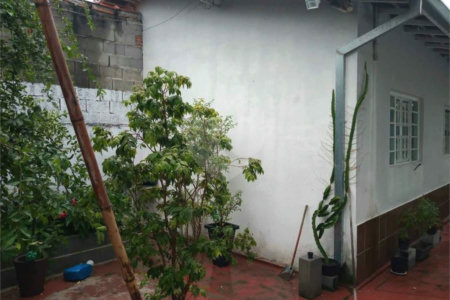 Casa à venda com 3 quartos em Jardim Santa Maria, Jacareí, SP