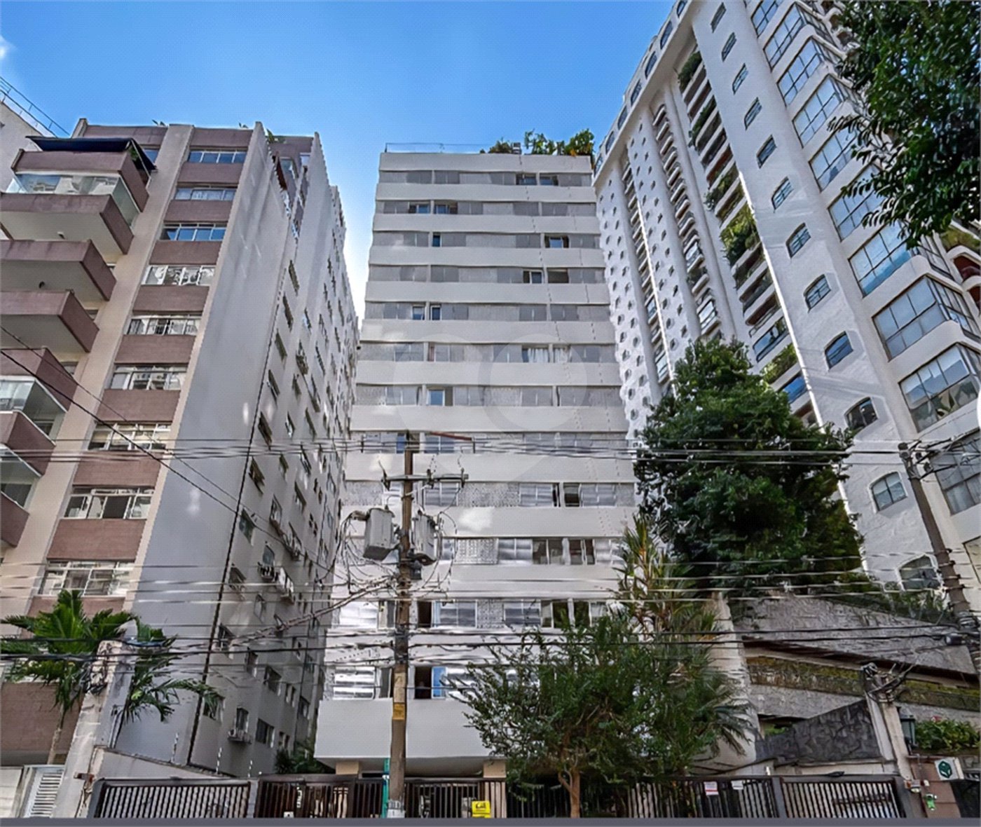 Apartamento à venda com 3 quartos, sendo 1 suíte, em Jardim Paulista, São Paulo, SP