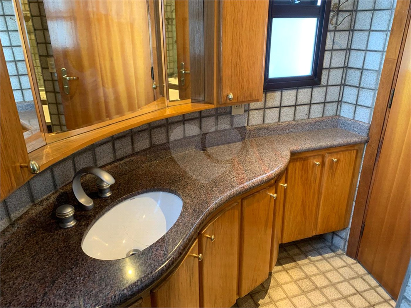 Apartamento à venda com 3 suítes em Água Fria, São Paulo, SP
