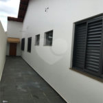 Casa à venda com 4 quartos, sendo 1 suíte, em Loteamento Loanda, Atibaia, SP