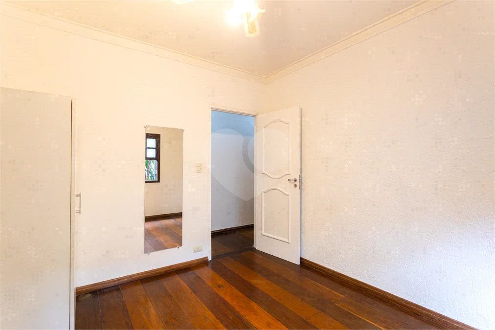 Casa Térrea à venda com 3 quartos, sendo 2 suítes, em Jardim Marajoara, São Paulo, SP