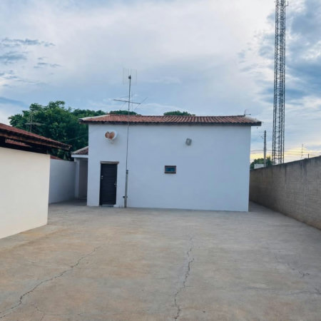 Casa à venda com 3 quartos, sendo 1 suíte, em Santa Rita, Três Lagoas, MS