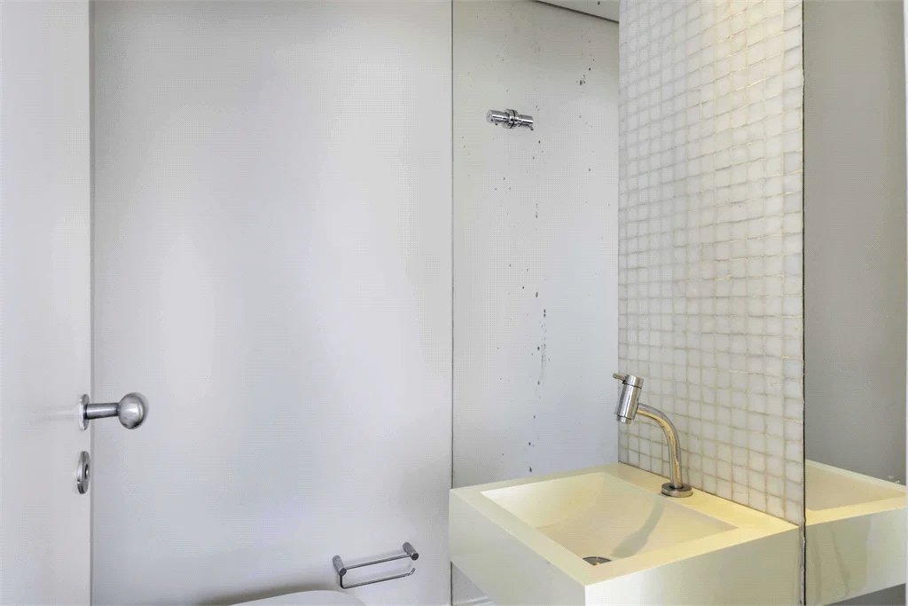 Cobertura à venda ou para alugar com 3 quartos, sendo 1 suíte, em Sumarezinho, São Paulo, SP