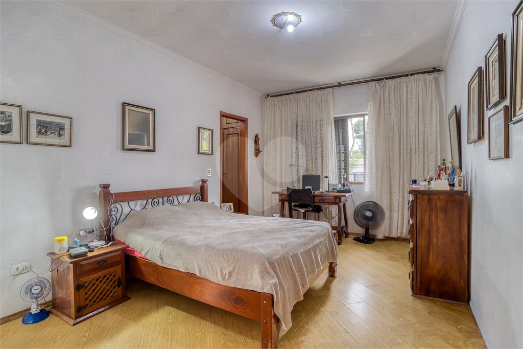Casa de Vila à venda com 4 quartos, sendo 2 suítes, em Granja Julieta, São Paulo, SP