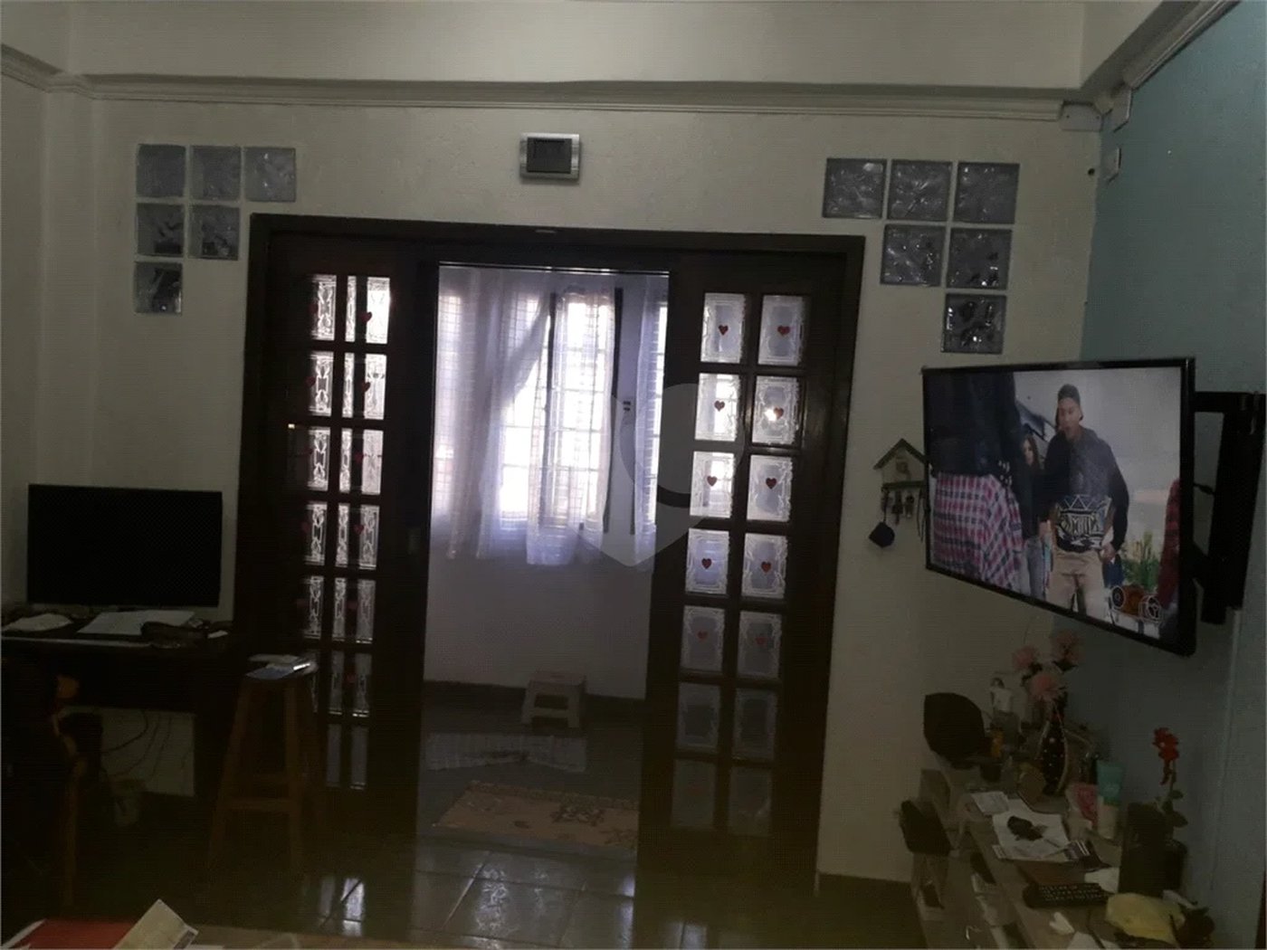 Casa com 260m² , 3 pavimentos , 6 dormitórios , 1 suíte , 3 vagas , a venda no Itaim Paulista.