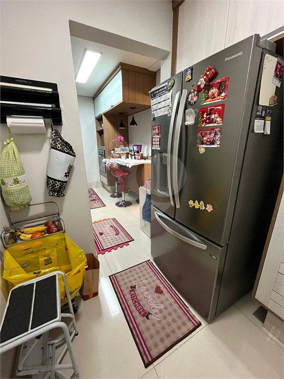 Casa à venda com 3 quartos, sendo 1 suíte, no condomínio Vila Siqueira, São Paulo - SP