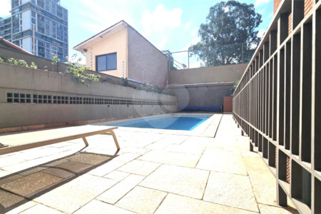 Apartamento para alugar com 3 quartos, sendo 1 suíte, em Alto da Boa Vista, São Paulo, SP