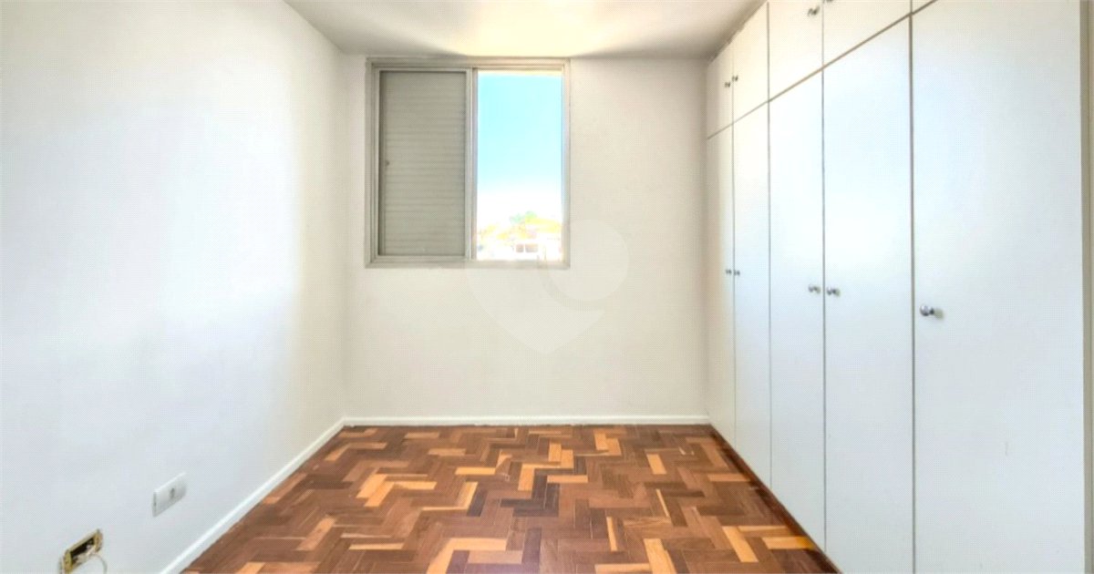 Apartamento à venda em Interlagos