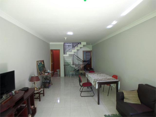 Sobrado à venda com 3 quartos, sendo 1 suíte,  em Tucuruvi, São Paulo, SP