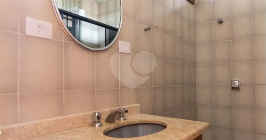 Casa à venda com 4 quartos, sendo 1 suíte, em Vila Tiradentes, São Paulo, SP