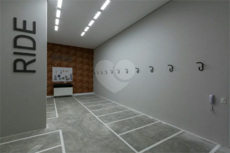 Apartamento à venda com 2 quartos, sendo 1 suíte,  em Vila Romana, São Paulo, SP