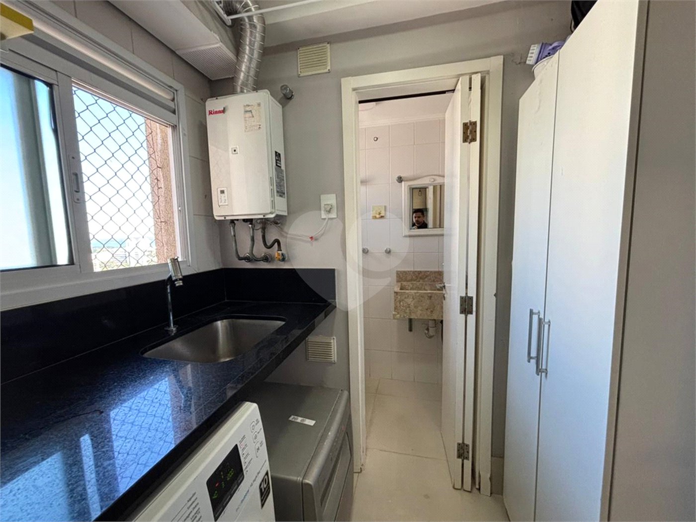 Apartamento à venda com 3 quartos, sendo 1 suíte,  em Santo Amaro, São Paulo, SP