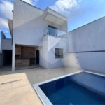 Casa à venda com 3 suítes no condomínio Helena Maria, Sorocaba - SP