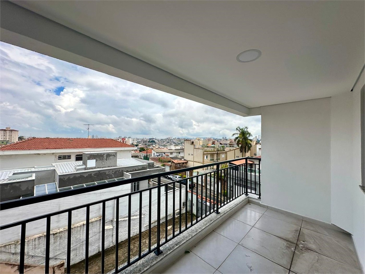 Apartamento à venda com 3 quartos, sendo 1 suíte,  em Chora Menino, São Paulo, SP