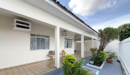 Casa Térrea à venda com 3 quartos, sendo 1 suíte,  em Morada da Serra, Cuiabá, MT
