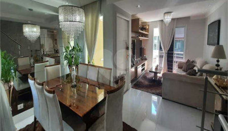 Casa à venda com 4 quartos, sendo 2 suítes,  no condomínio Florada da Serra, São Paulo - SP