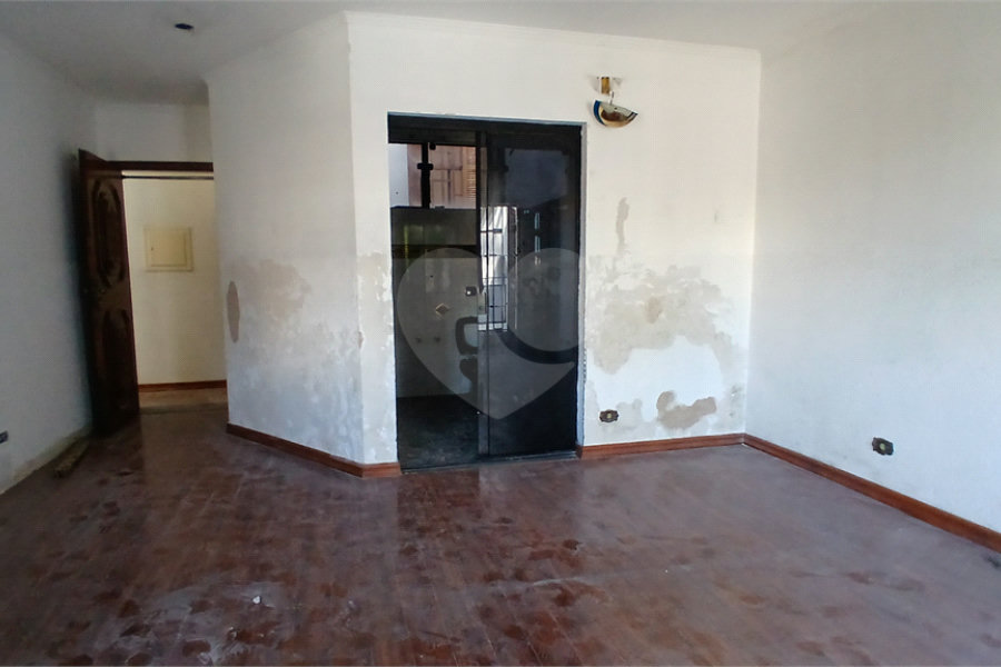Sobrado à venda com 4 quartos, sendo 1 suíte, em Santana, São Paulo, SP