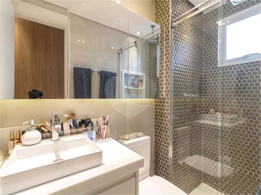 Apartamento à venda com 2 quartos, sendo 1 suíte, em Vila Olímpia, São Paulo, SP