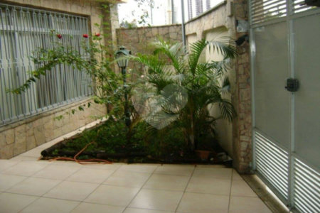 Sobrado à venda com 3 suítes em Jardim Franca, São Paulo, SP