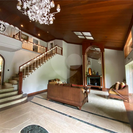 Casa à venda ou para alugar com 5 quartos, sendo 3 suítes,  em Fazenda Morumbi, São Paulo, SP