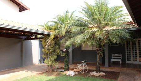 Casa à venda ou para alugar com 2 quartos em Jardim Santa Helena, Valinhos, SP
