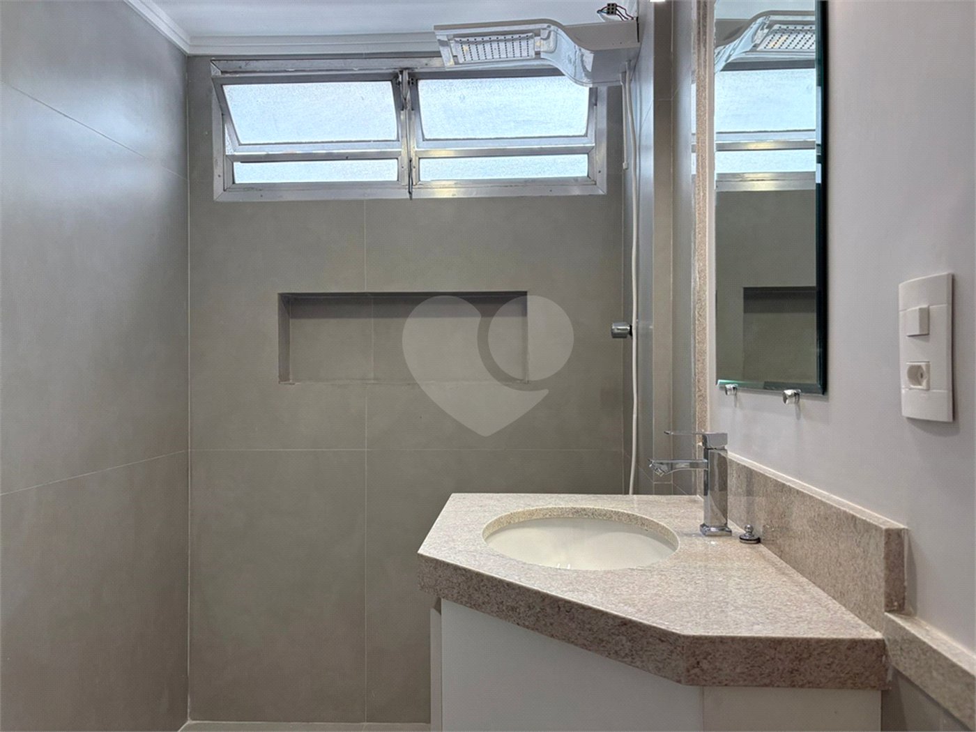 Apartamento à venda com 2 quartos em Indianópolis, São Paulo, SP