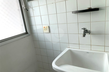 Apartamento à venda com 2 quartos em Jardim Íris, São Paulo, SP