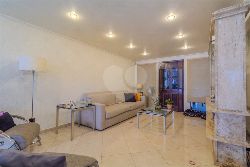 Sobrado à venda com 3 quartos, sendo 1 suíte, em Jardim Vera Cruz, São Paulo, SP