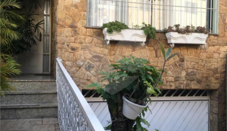 Sobrado à venda com 3 quartos, sendo 1 suíte,  em Tremembé, São Paulo, SP