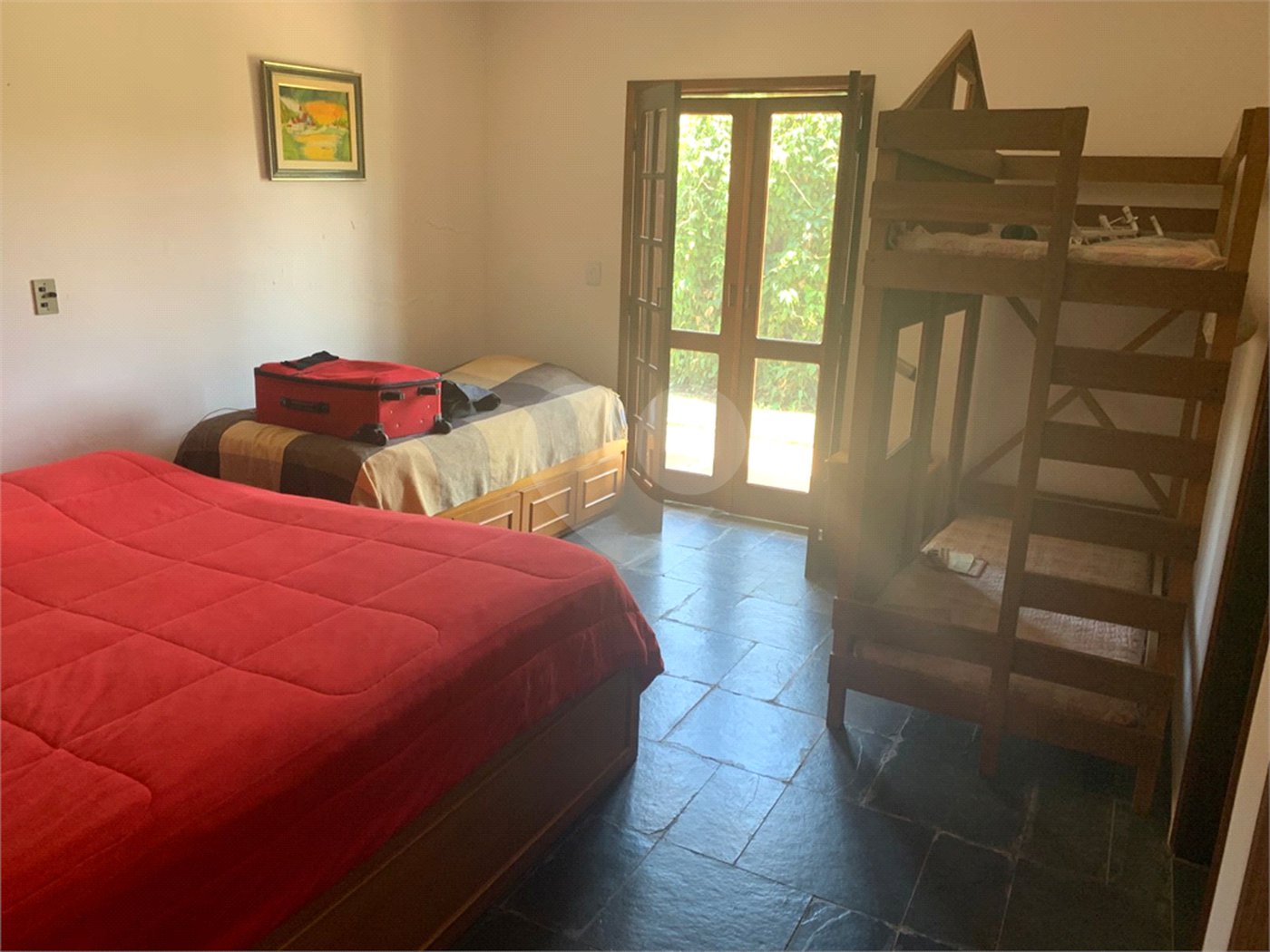 Chácara à venda com 4 quartos, sendo 2 suítes, em Parque Valinhos, Valinhos, SP