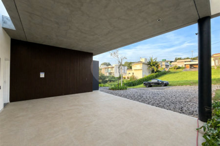 Casa à venda com 4 quartos, sendo 3 suítes,  no condomínio Terras de Santa Teresa, Itupeva - SP