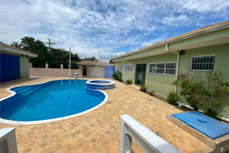 Casa à venda com 6 quartos, sendo 1 suíte, no condomínio Horizonte Azul I, Itupeva - SP