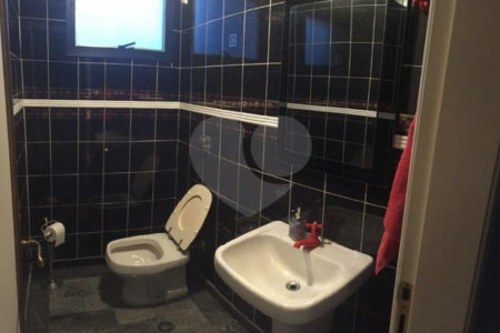 Oportunidade - Apto. 4 Suites / 4 Vagas de garagem