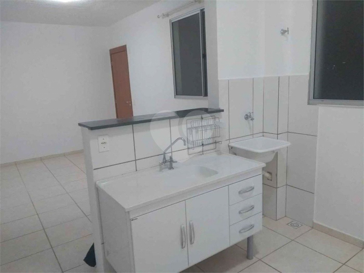 Apartamento no Condomínio Monte Logan.